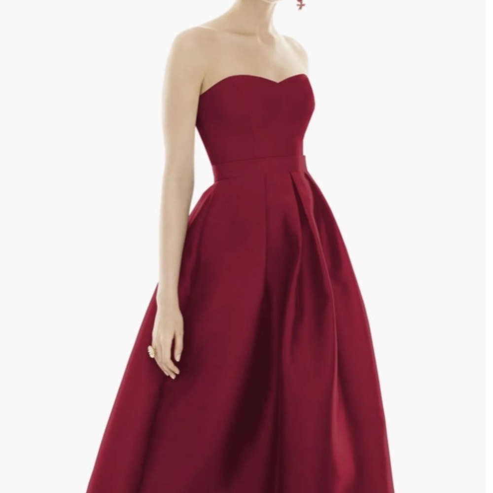 Red High/Low Gown